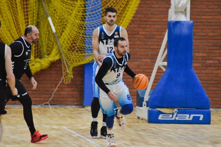 УТРЕ ИГРАМЕ СО ЕКИПАТА НА ИБАР