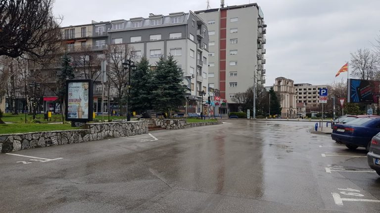Две лица го прекршиле полицискиот час, 50 не носеле маска во Куманово