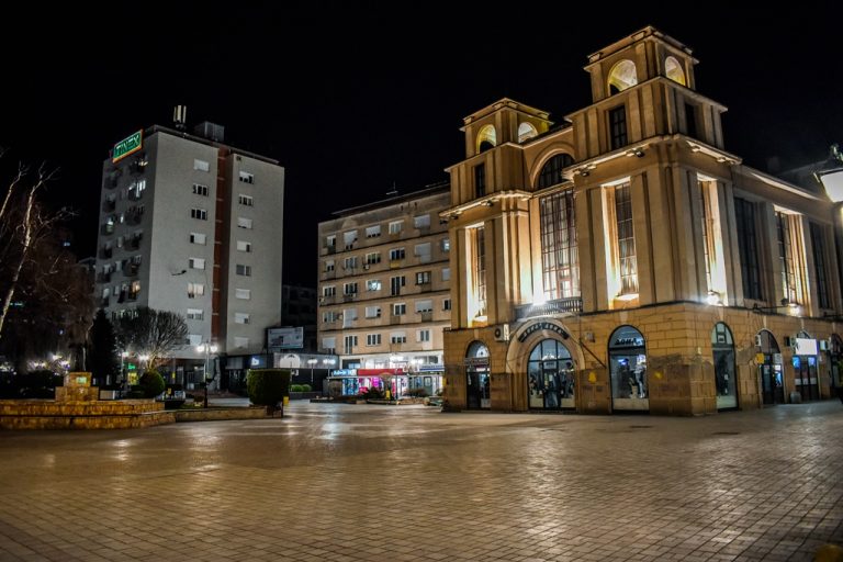 Нема нови мерки, останува полицискиот час од 22 часот