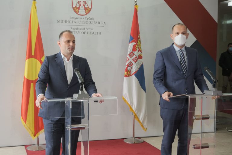 Филипче се пишмани и најави набавка на вакцини од Србија