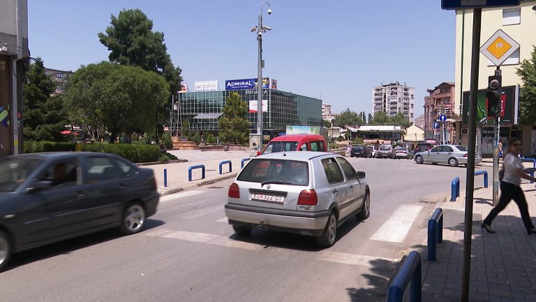 Изменет сообраќај на неколку краци