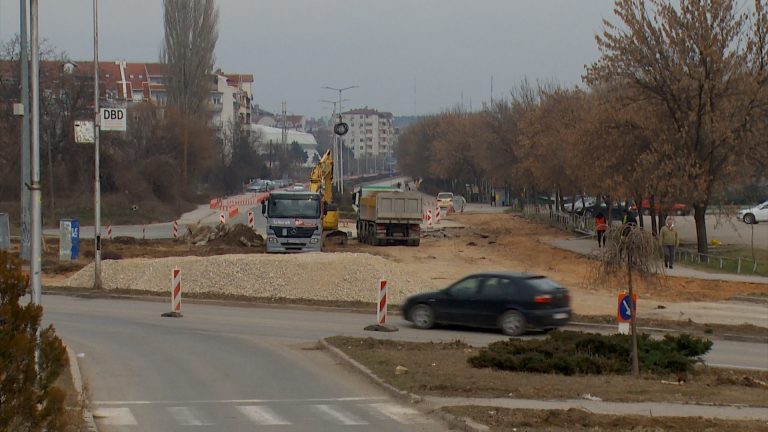 kruzen tek izgradba