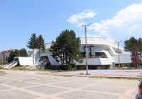 ВИДЕО: Поради кровот стагнира реконструкцијата на Спортската сала