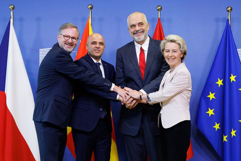 otstranuvanje-na-vetoto-i-makedonskite-eu-integracii-featured