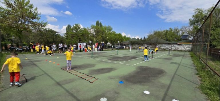 tenis tumba