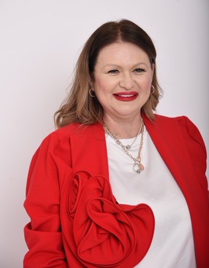 VESNA PETRU