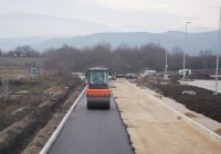 Се асфалтира во индустриската зона Новини и Речица
