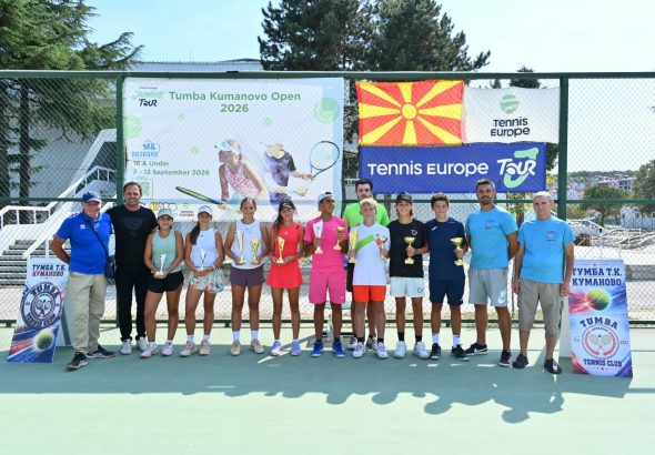 TENIS