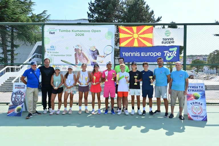 TENIS